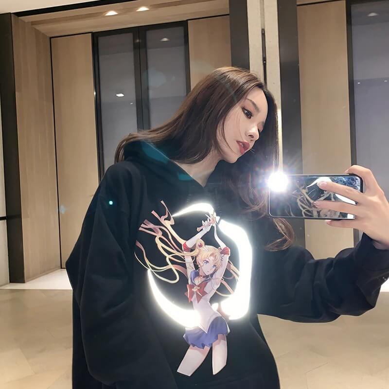 Sweat kawaii réfléchissant Sailor moon