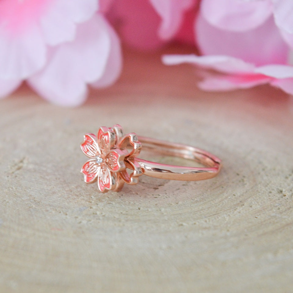 Bague Rotative en Fleur de Sakura