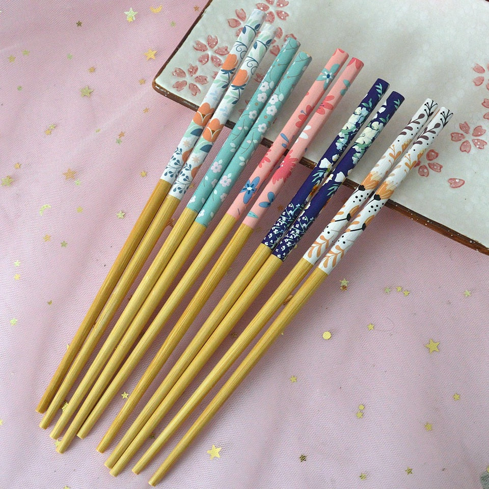 Baguettes aux Motifs Floraux