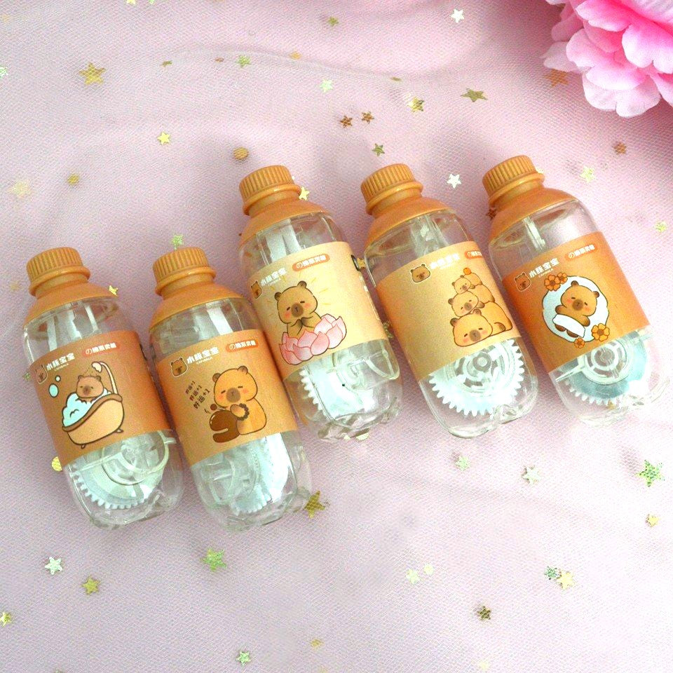 Lot Kawaii Capybara de 7 Articles Mignons