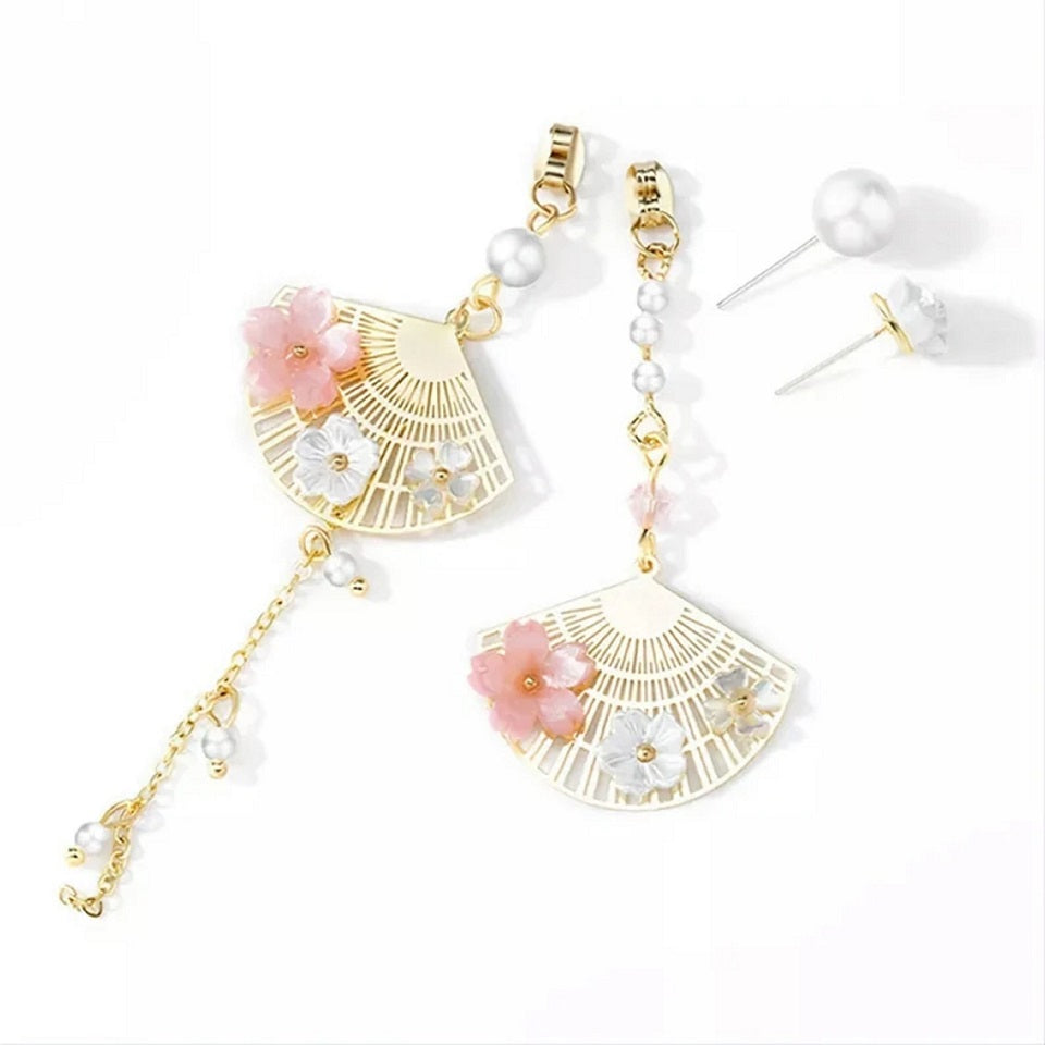 Boucles d'Oreilles Fleur de Sakura Éventail