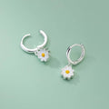 Boucles d'Oreilles Marguerite Dorées