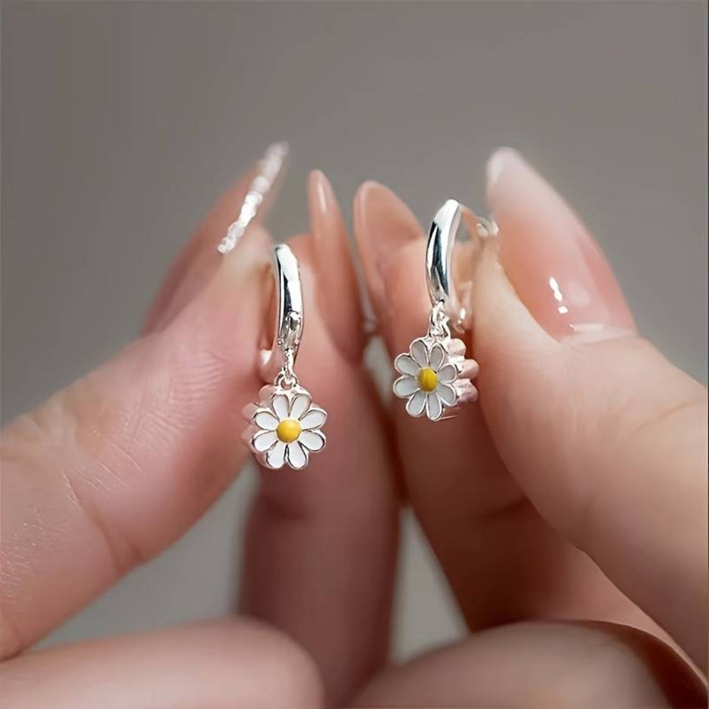 Boucles d'Oreilles Marguerite Dorées