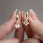 Boucles d'Oreilles Marguerite Dorées