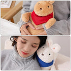 Bouillotte en Peluche Lapin Blanc avec Écharpe Bleue