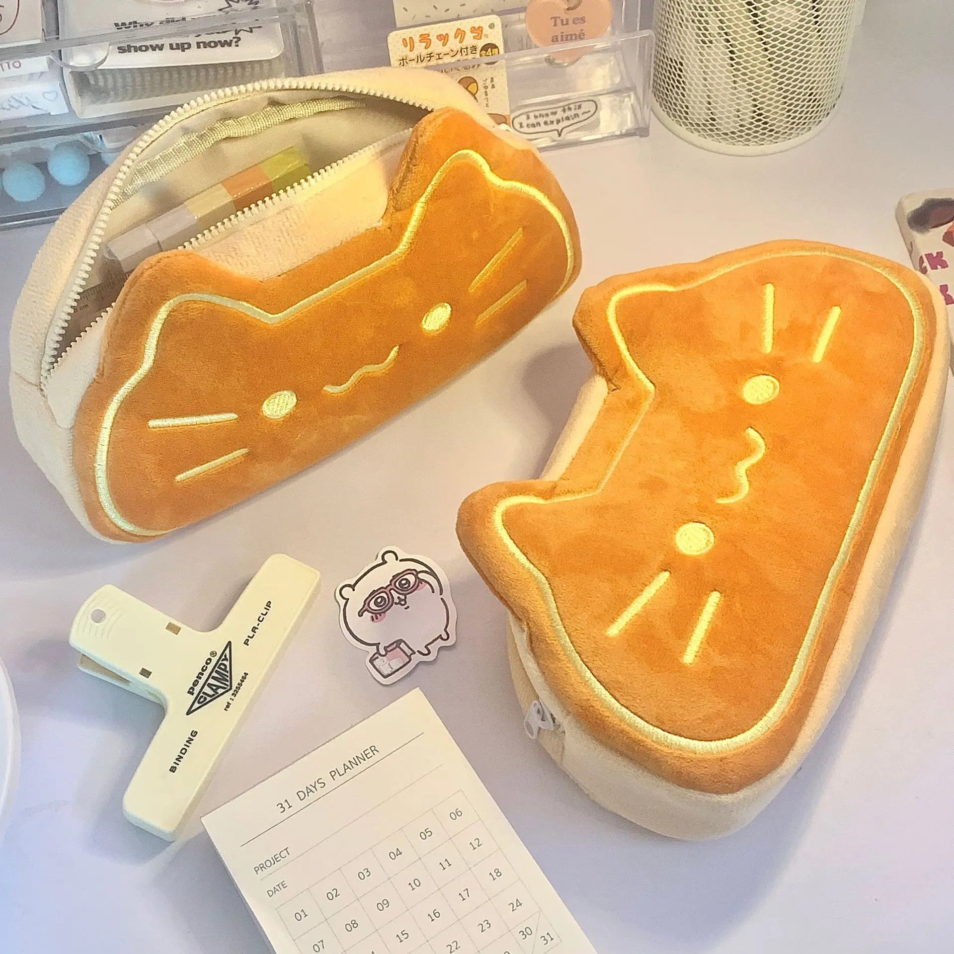 Trousse en Peluche Chat Toast Kawaii