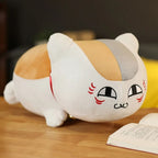 Peluche Chat Tricolore Kawaii Souriante et Douce