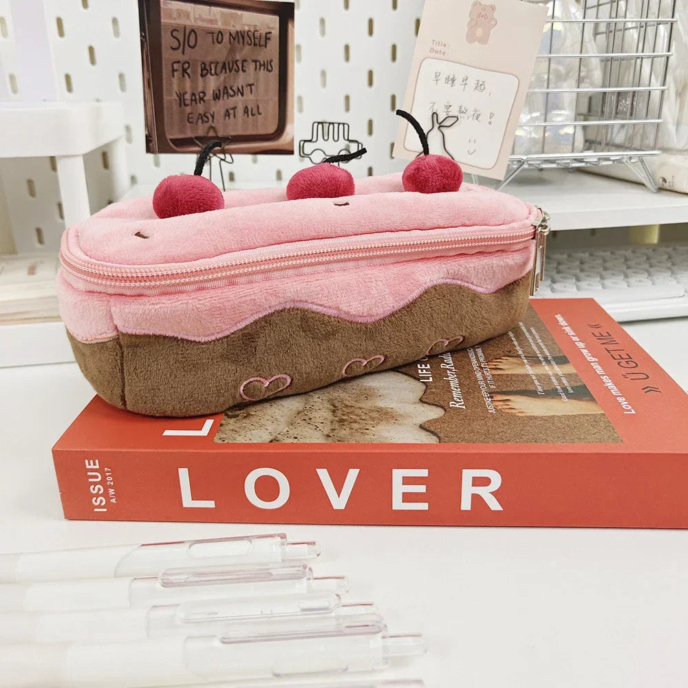 Trousse Gâteau en Peluche Rose Pâle et Cerises