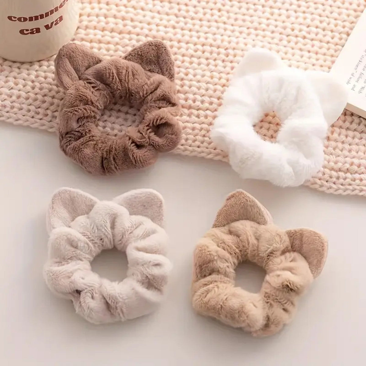 Chouchou Fluffy aux Oreilles de Chat