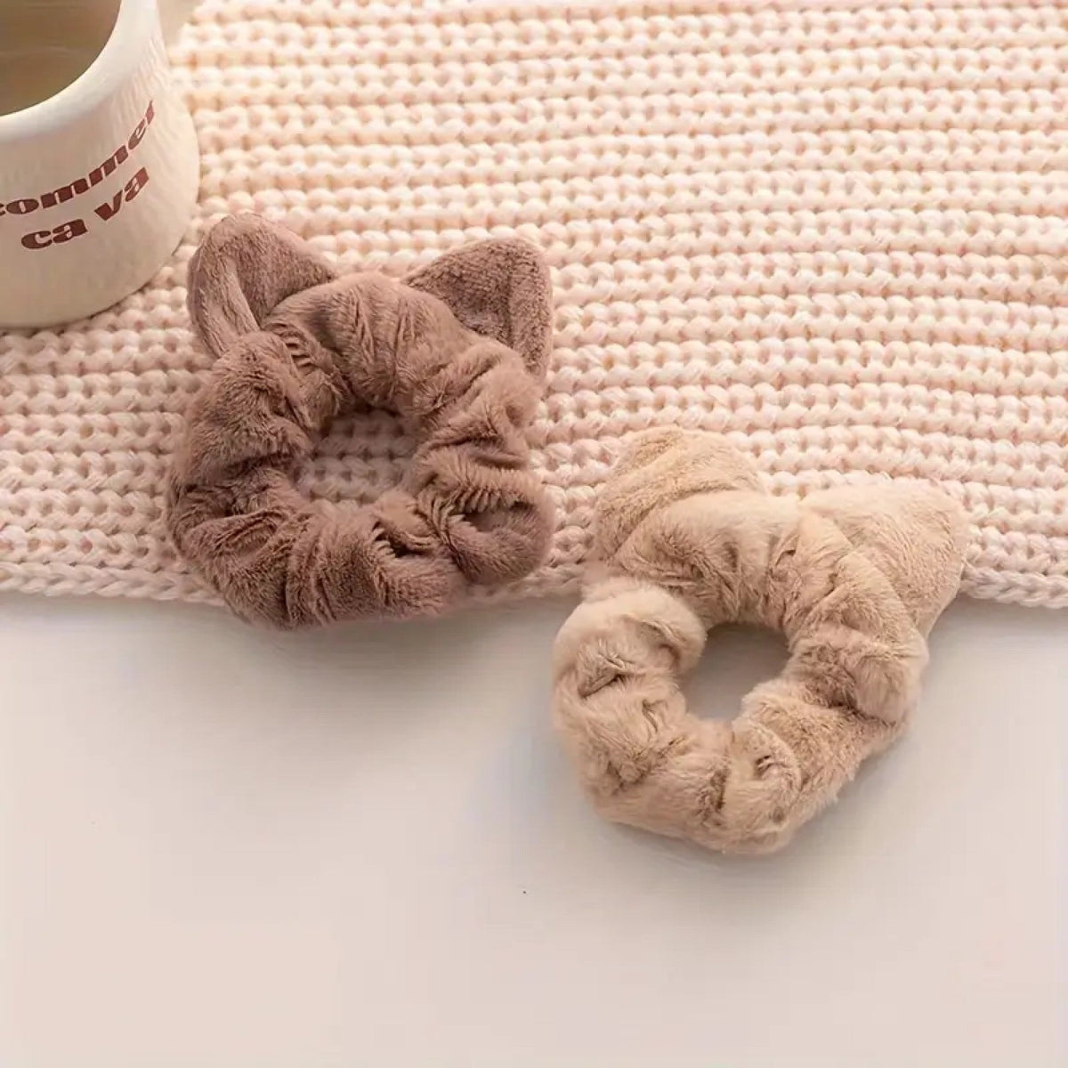 Chouchou Fluffy aux Oreilles de Chat
