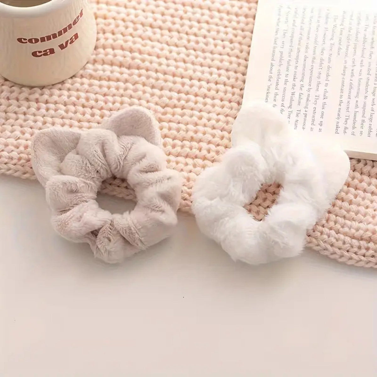 Chouchou Fluffy aux Oreilles de Chat