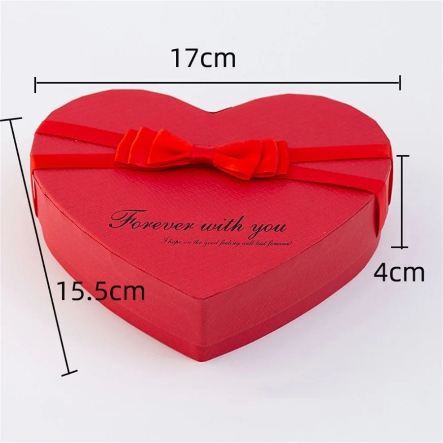 Coffret Cadeau Cœur Rouge avec Roses de Savon et Ours