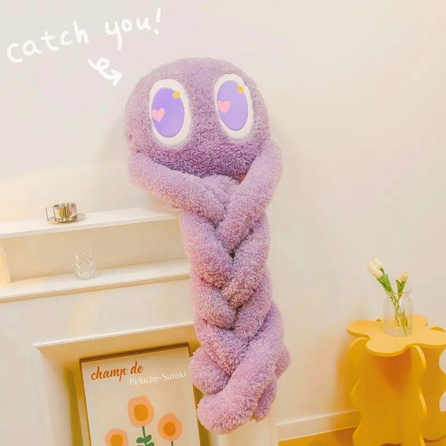 Peluche Monstre Moelleuse Violet Lavande aux Yeux en Cœur