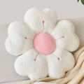 Coussin Fleur en Peluche Blanche au Cœur Rose Pâle