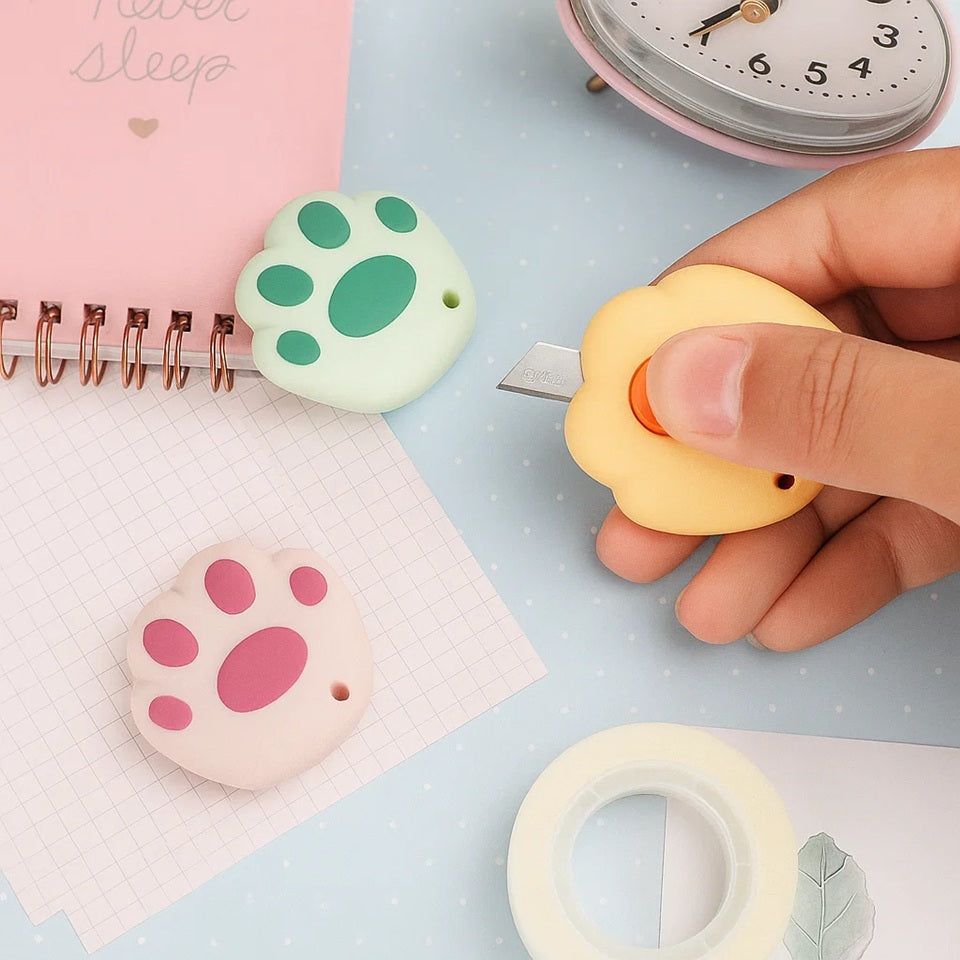 Cutter en forme de Patte de Chat