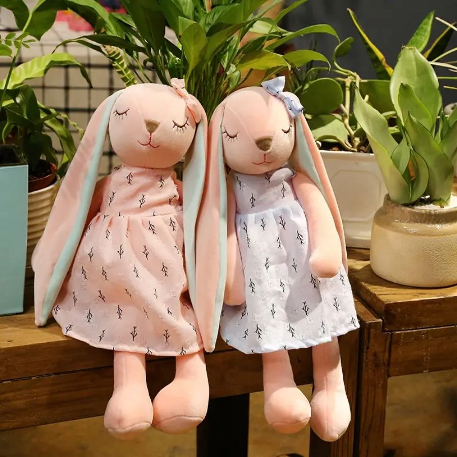 Doudou Lapin Rose Pâle à Robe Imprimée et Yeux Endormis