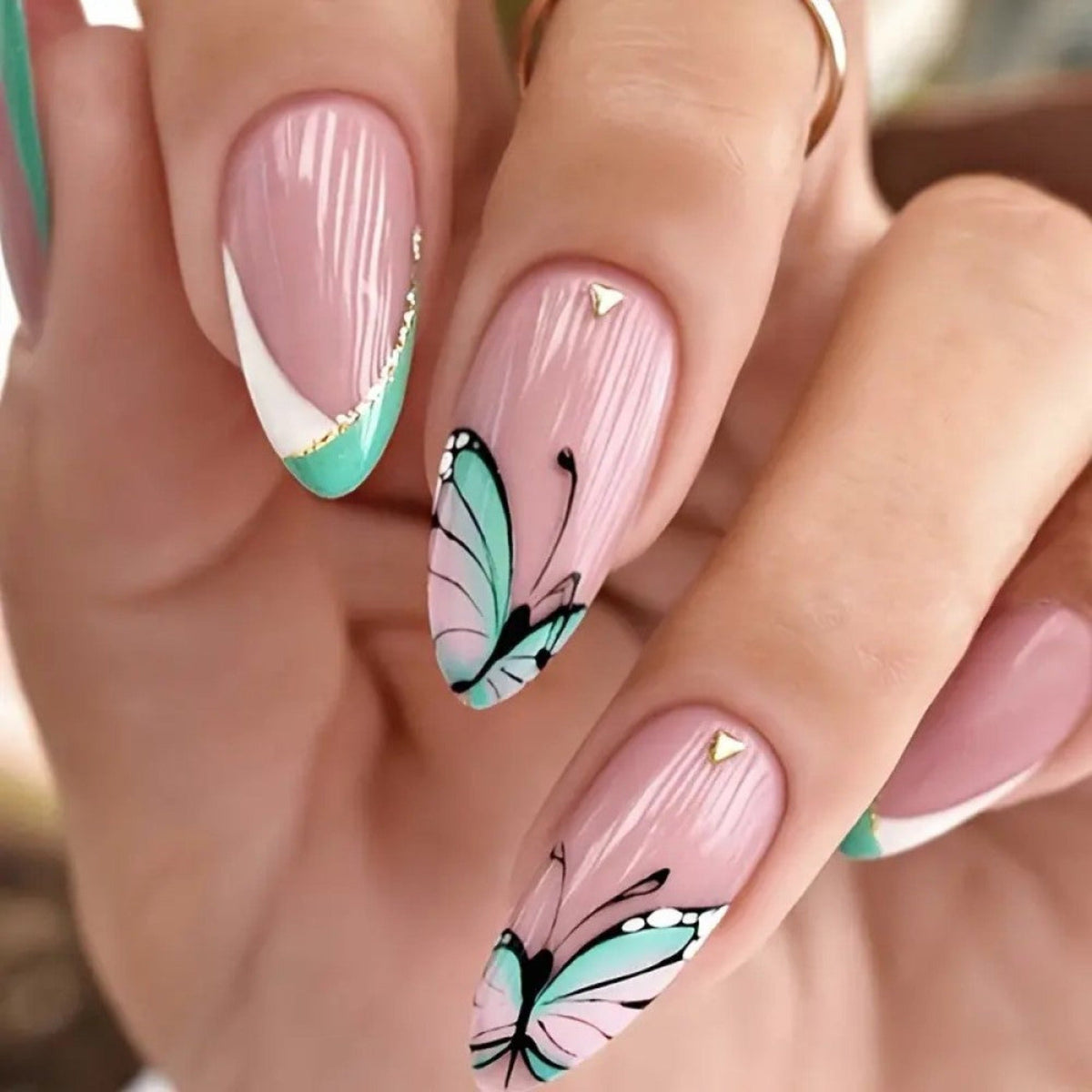Ongles Faux adhésifs Papillons
