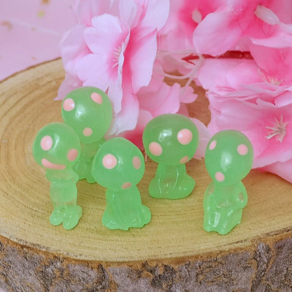 Lot de 5 Figurines Kodama Décoratives