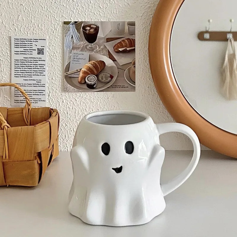 Mug Fantôme Souriant en Céramique Blanche