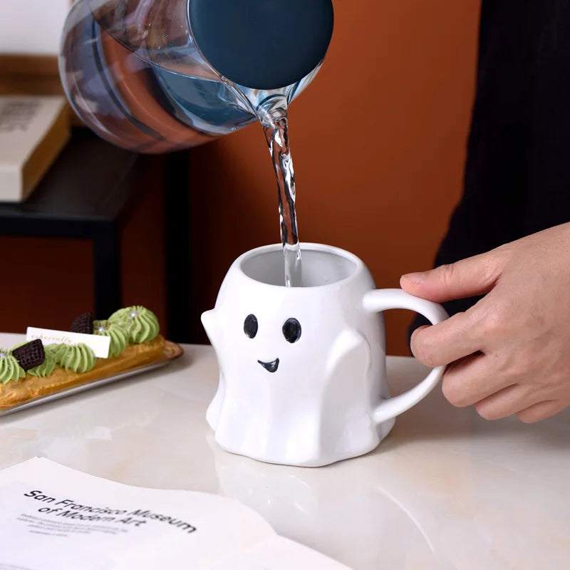 Mug Fantôme Souriant en Céramique Blanche