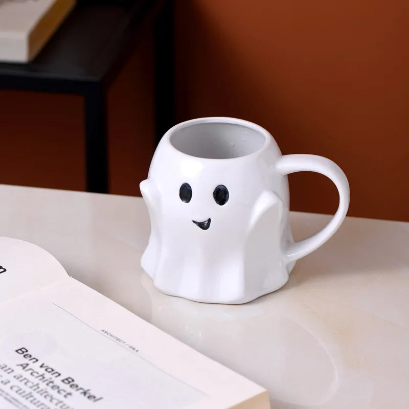 Mug Fantôme Souriant en Céramique Blanche