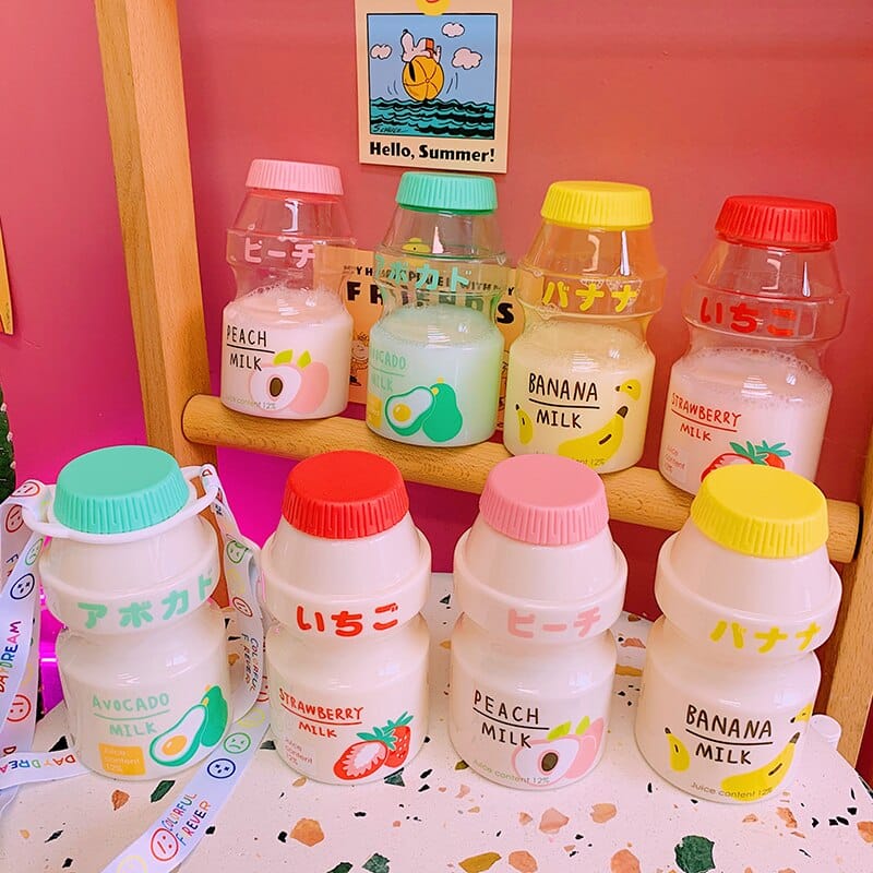 Gourde Kawaii en Forme de Lait aux Fruits avec Sangle