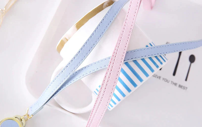 Porte-Badge Rétractable à Fleurs de Cerisier Pastel