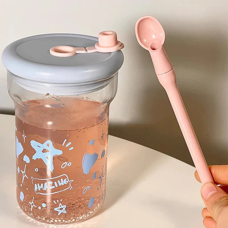 Gobelet en Verre Kawaii à Paille Rose et Motifs Astres