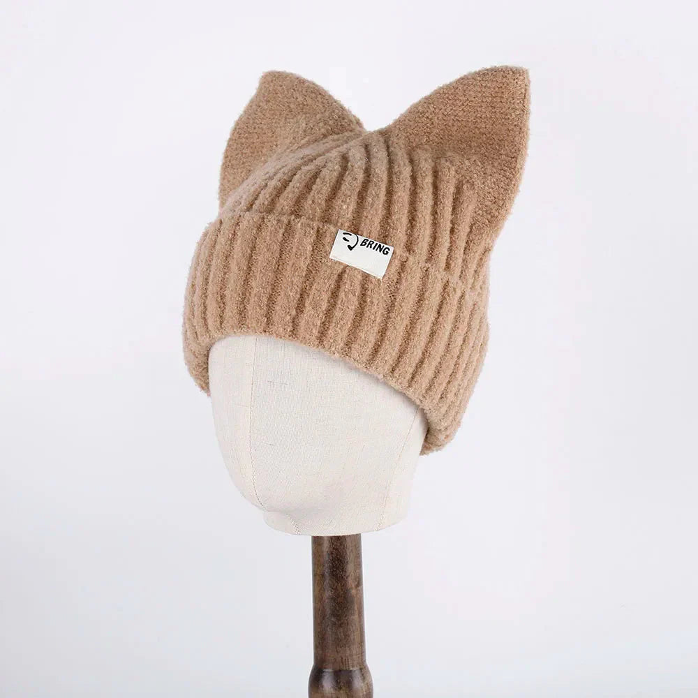 Bonnet Côtelé Doux à Oreilles de Chat Beige