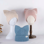 Bonnet Côtelé Doux à Oreilles de Chat Beige