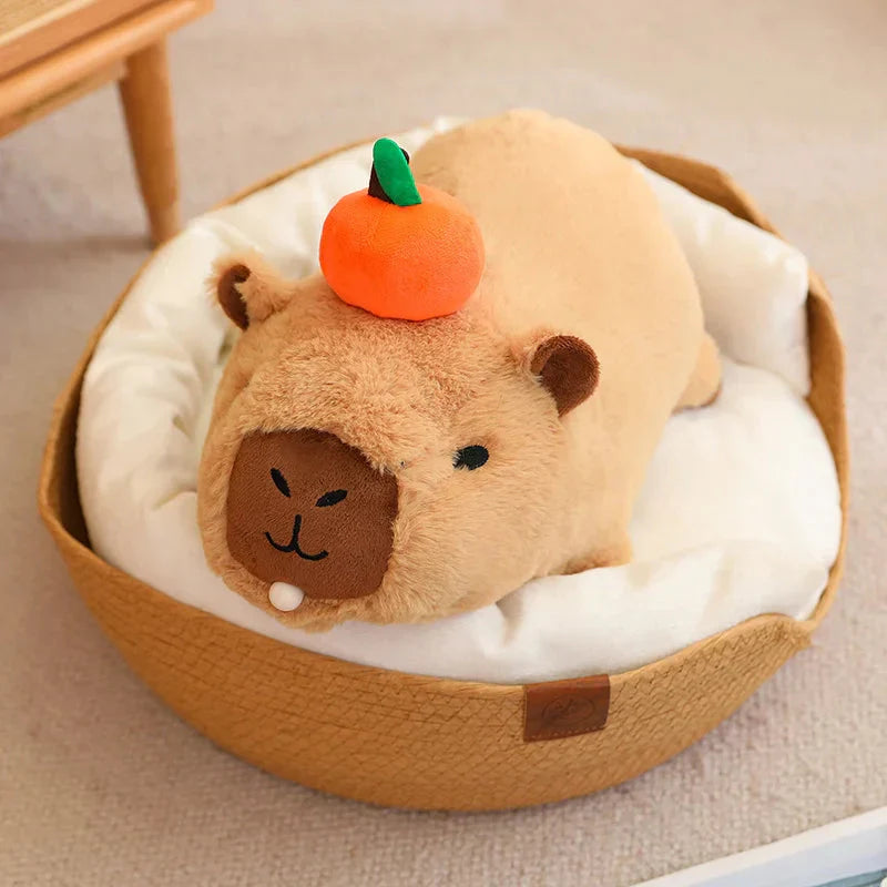 Peluche de Capybara Superposée avec Oiseau et Carotte