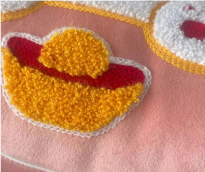 Coussin Rose Pâle Maneki Neko Brodé
