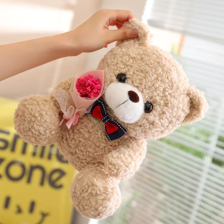 Ourson en Peluche Marron Bouclé, Nœud Papillon et Bouquet