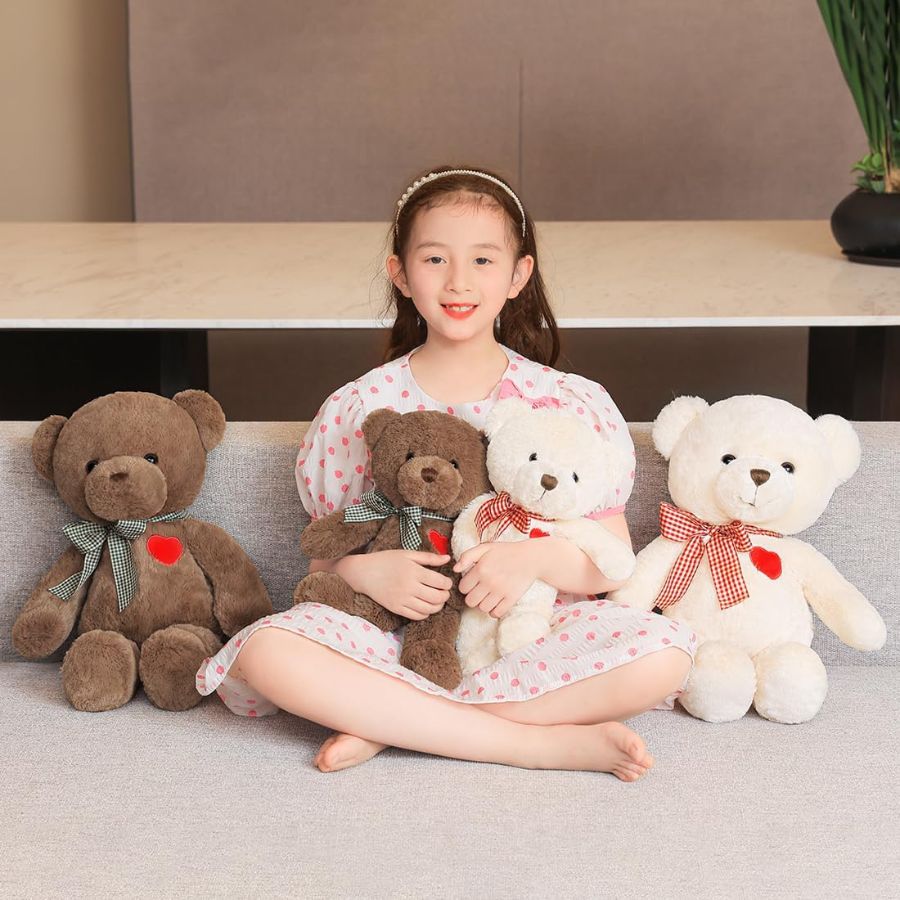 Ours en Peluche Douce avec Cœur Rouge et Nœud à Carreaux