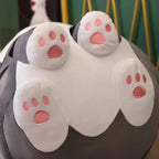Peluche Chat Boudeur Gris Rayé et Chapeau Rouge