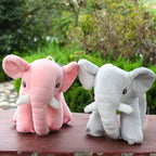 Peluche Éléphant Rose Poudré avec Yeux Brodés