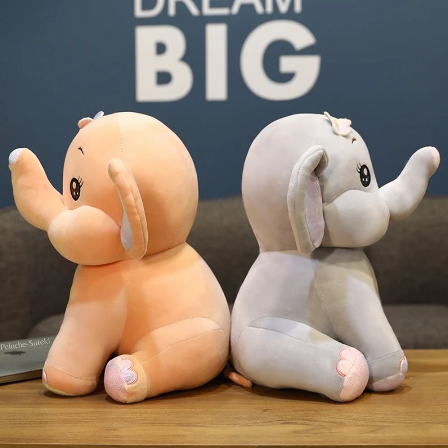 Peluche Éléphant Gris Clair avec Oreilles Irisées et Cils