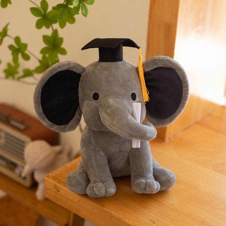 Peluche Éléphant Rose à Chapeau de Diplômé