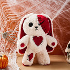Peluche Lapin Gothique Crème et Rouge à Coutures