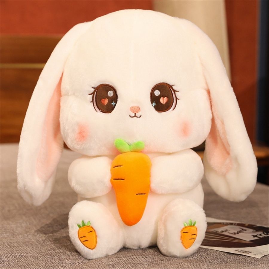 Peluche Lapin Blanc Crème aux Yeux Cœurs et Carotte