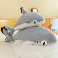 Peluche de Requin Grise et Blanche aux Grands Yeux