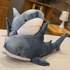 Peluche Requin Bleue Marine Douce et Amusante