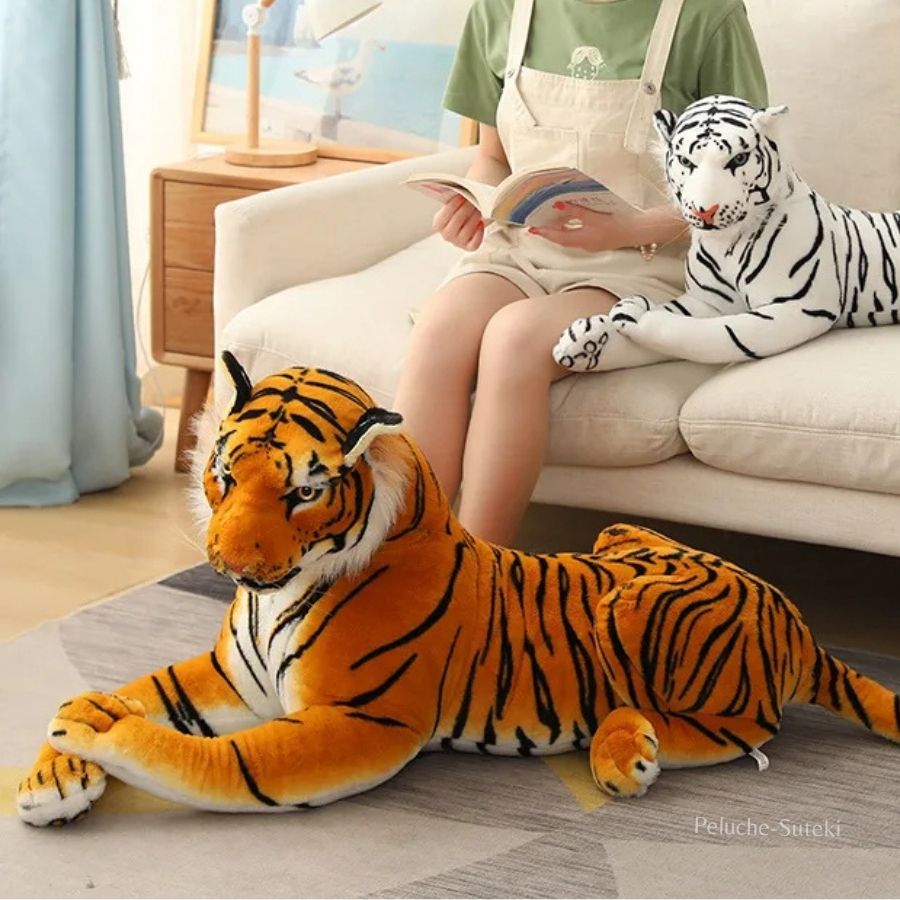 Peluche Tigre Réaliste Couché Orange et Noir