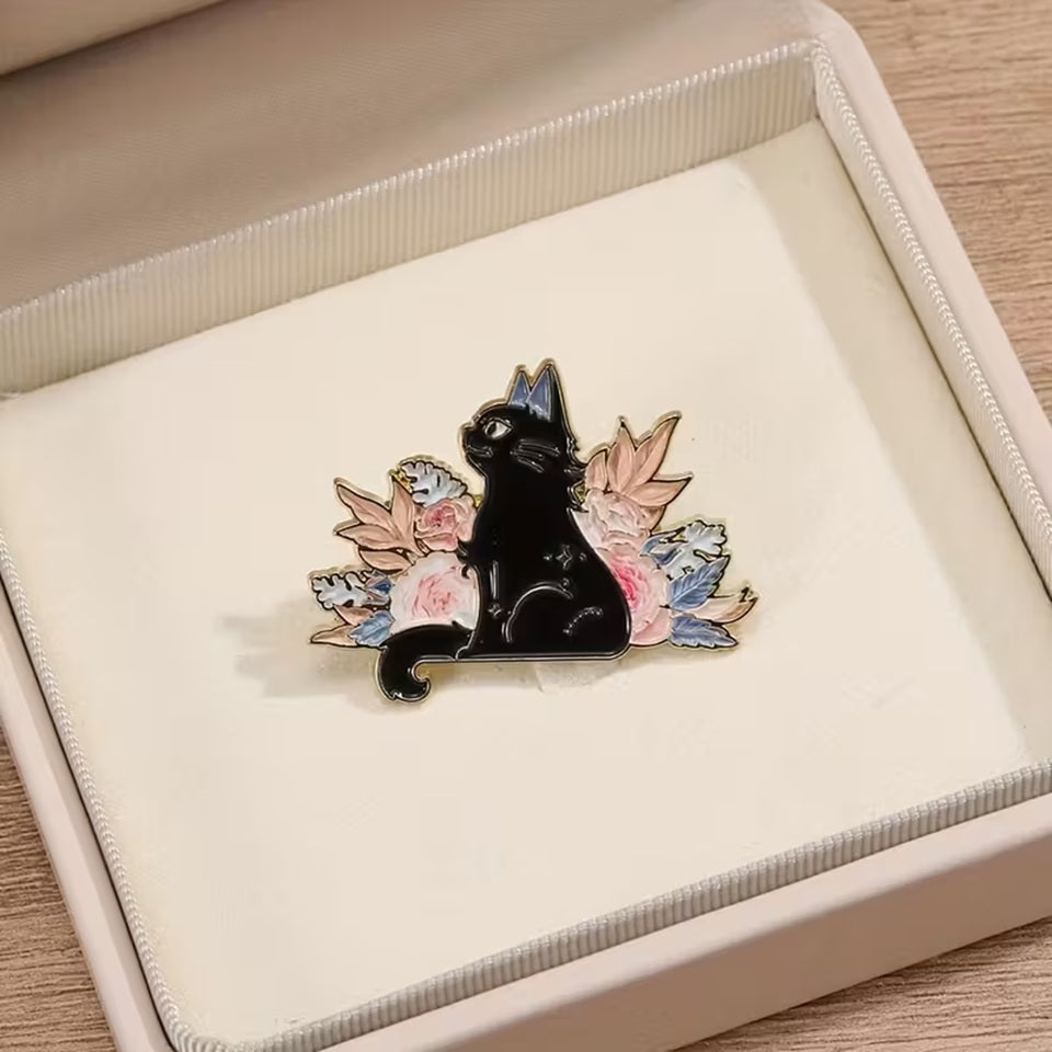 Pin's Chat Noir aux Fleurs
