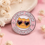 Pin's en Émail Chat "Catitude" avec Lunettes Cœur