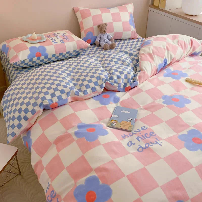Parure de Lit à Carreaux Rose Pâle et Bleu Ciel Fleuri