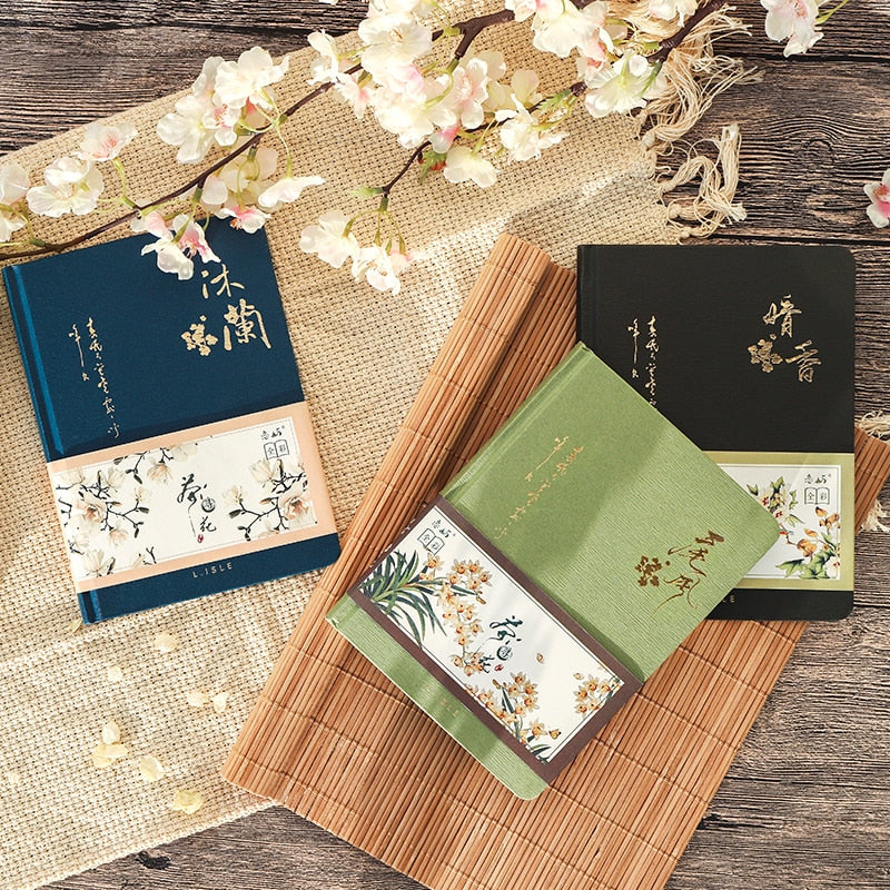 Carnet Artistique Sakura et Oiseau Bleu Marine