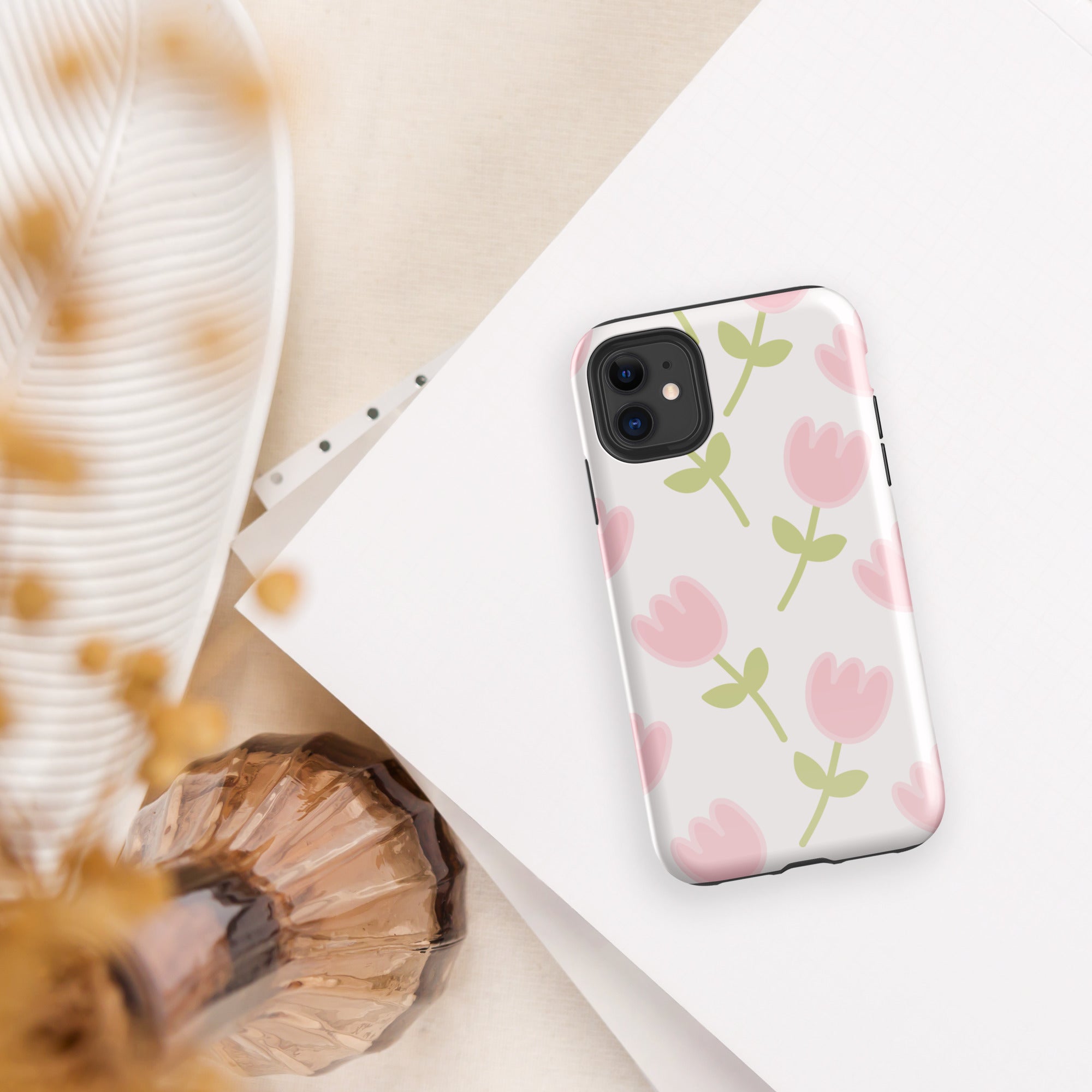 Coque téléphone robuste Shoppu Tulip Days pour iPhone - Câlin Kawaii