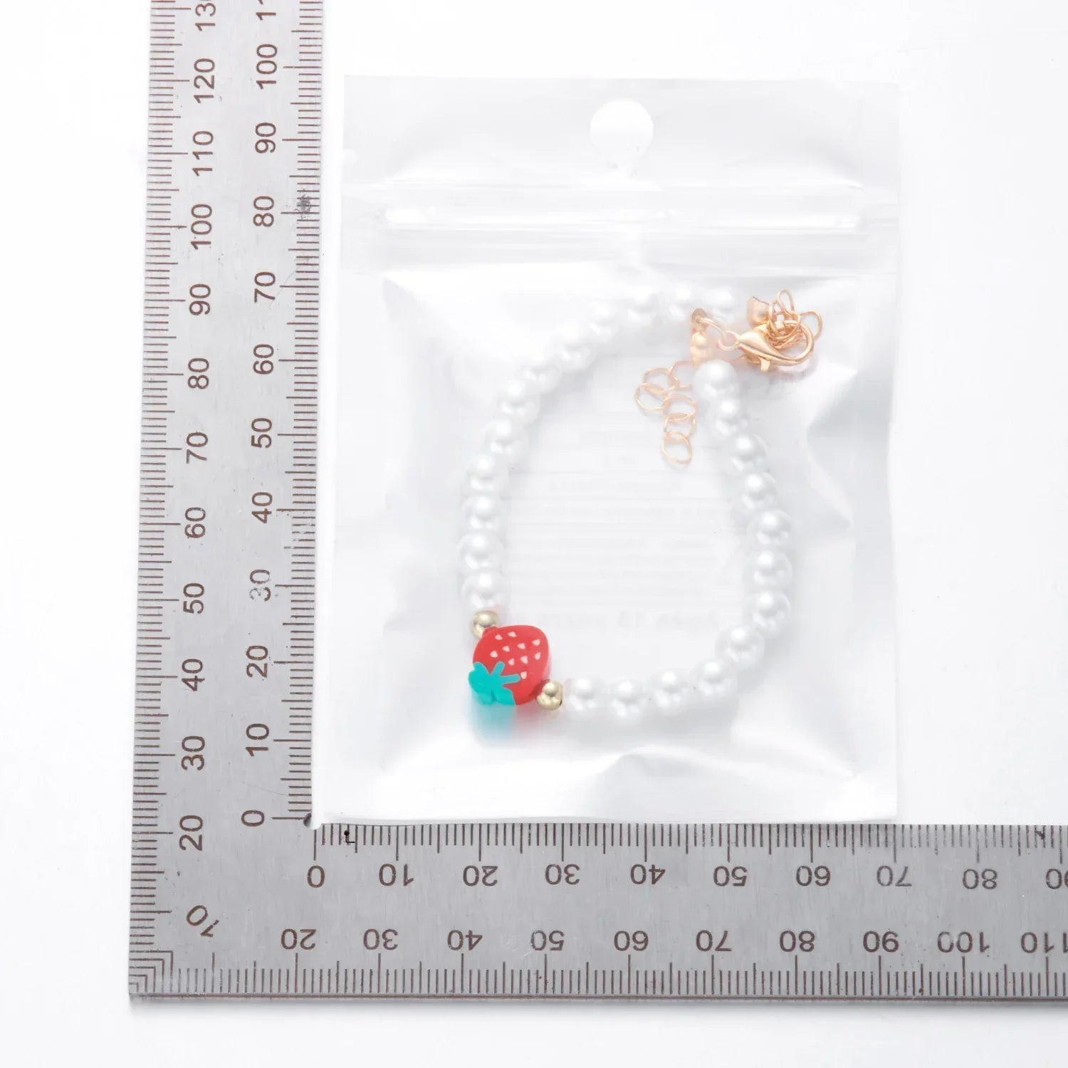 Collier Multirangs Perles et Fraises Rouge et Blanc