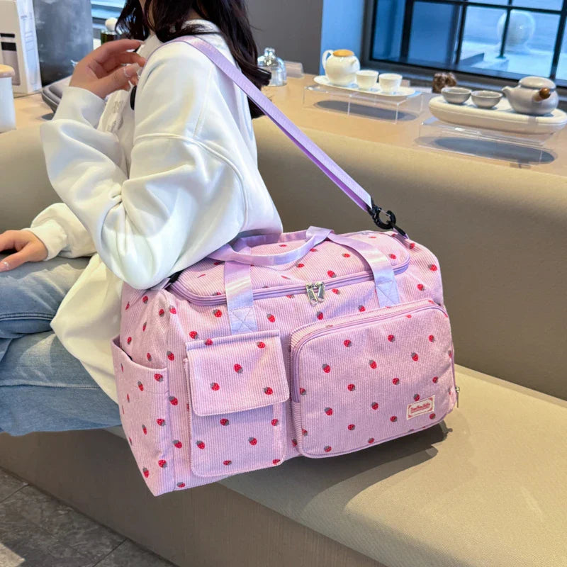 Sac Duffle en Velours Côtelé Écru à Fraises